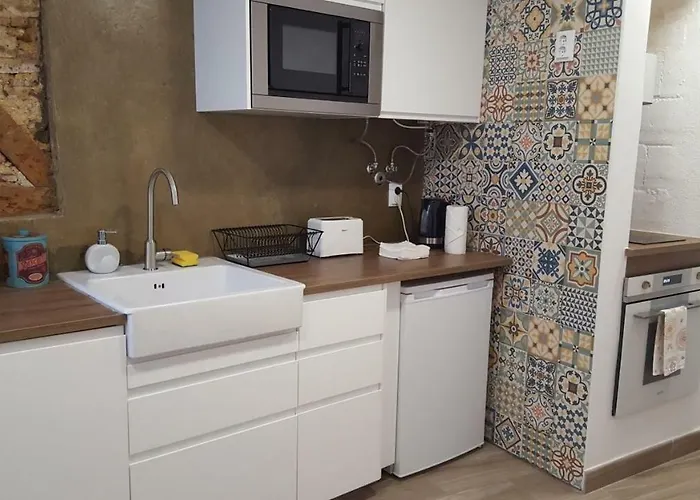 Cativos - Alfama Center District