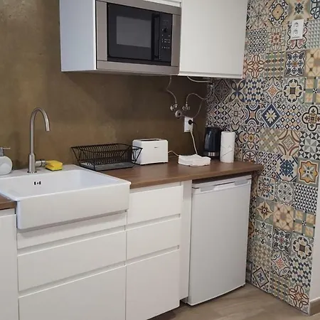 Cativos - Alfama Center District